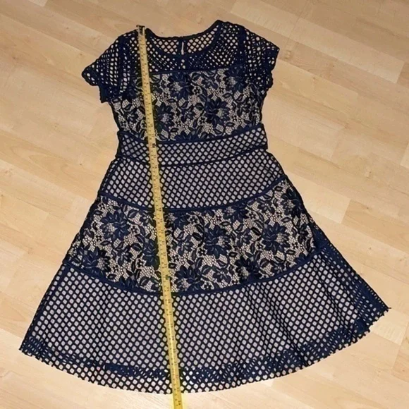 US ANGELS Girls' Color Block Lace Panel Dress in Navy size 14 gently preloved - Picture 7 of 11